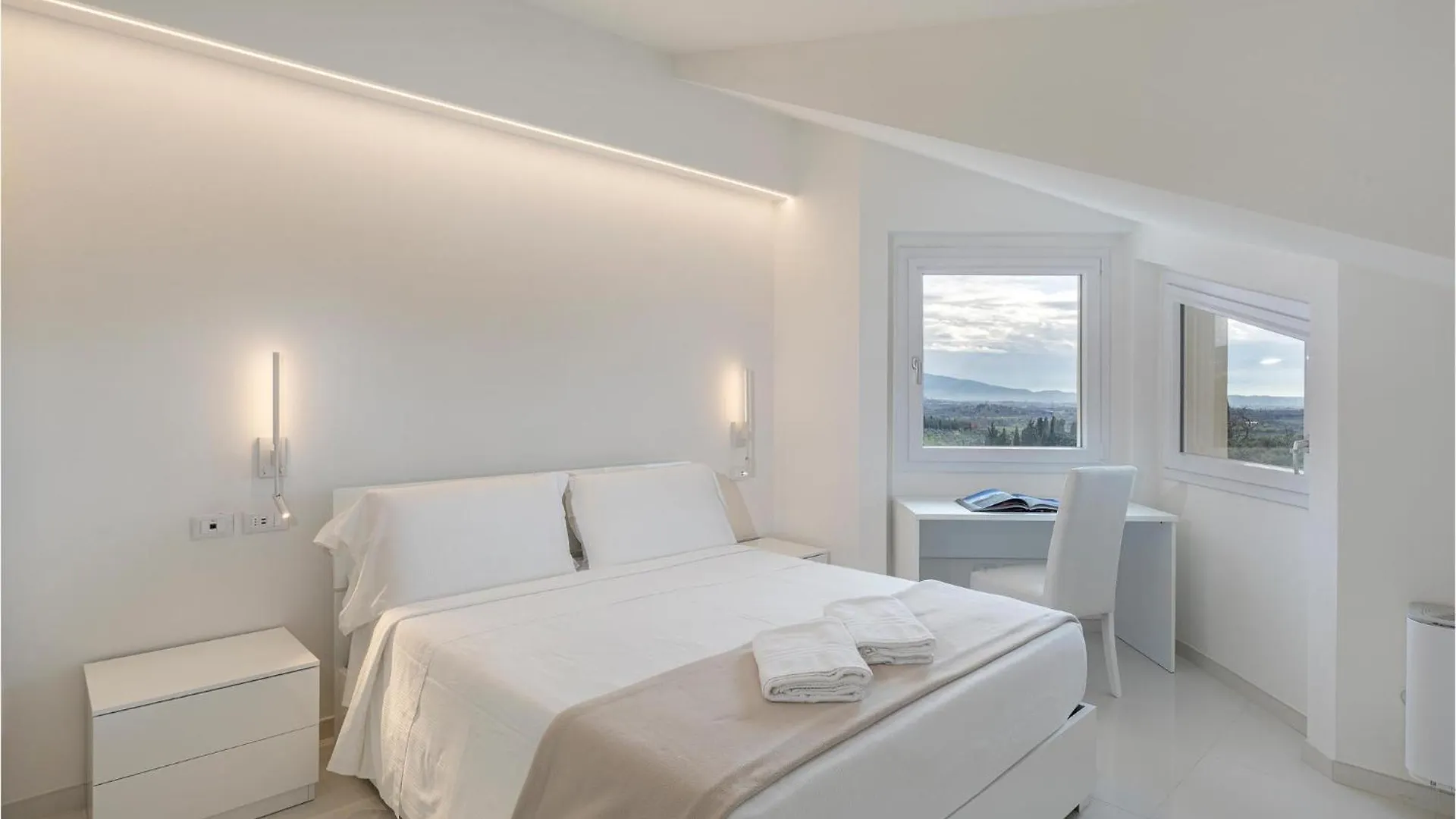 Stunning Home In Arezzo With Wifi 0*,